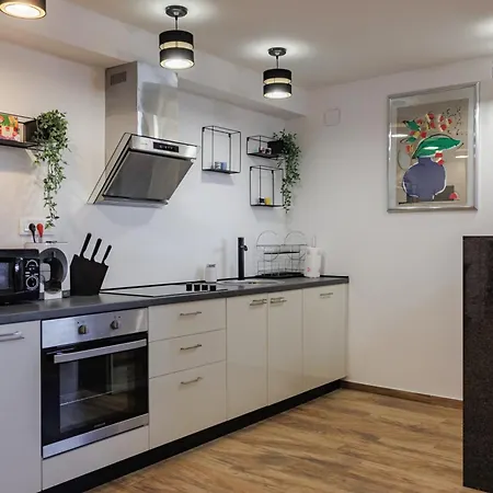 Hillside Volosko Апартаменты *