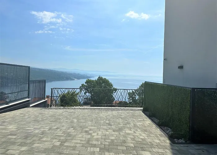 Hillside Volosko Апартаменты *