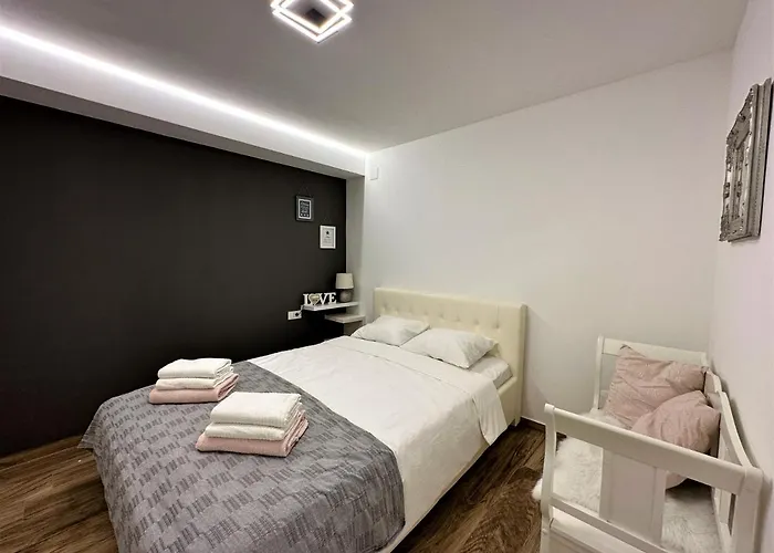 Hillside Volosko Апартаменты Опатия