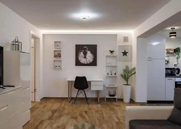 Hillside Volosko * أوباتيا